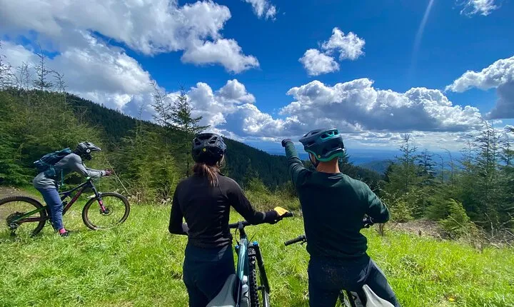 Viator Exclusive - Half Day Mountain Bike Tour from Seattle