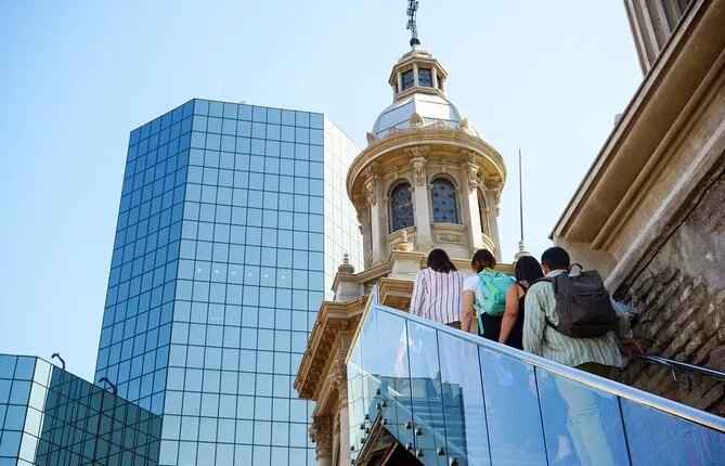 Official Tour of Santiago Cathedral