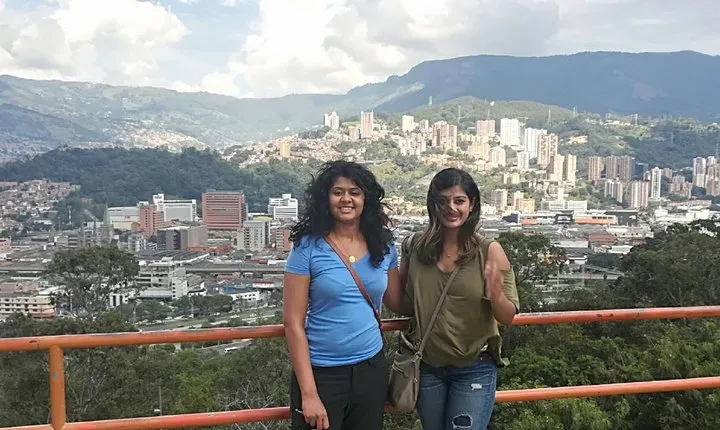 Combo Tour: City Tour plus Fernando Botero Plaza and Traditional Lunch