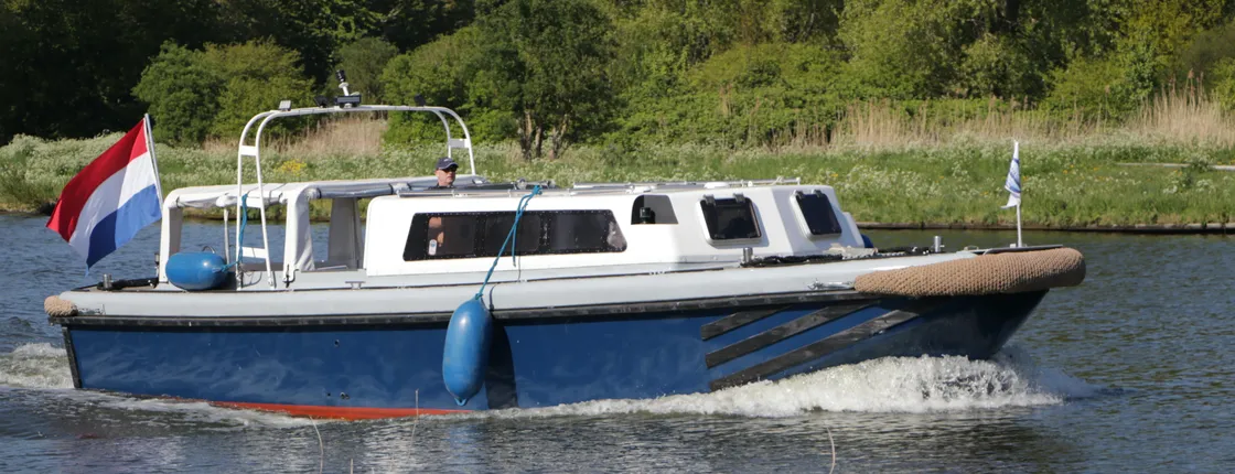 New land boat tour around Almere