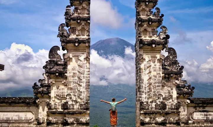 The Amazing Scenic Gate of Heaven