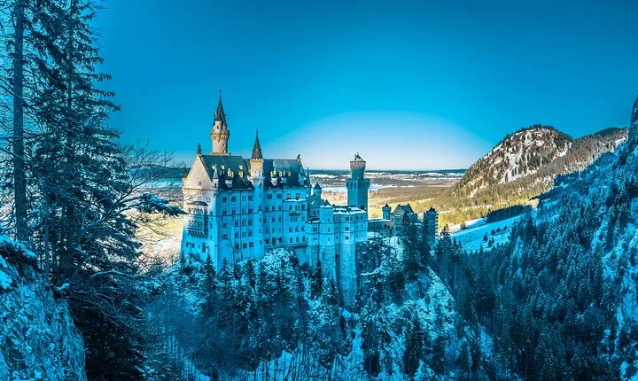 Private Tour to Neuschwanstein, Linderhof, Ettal and Oberammergau