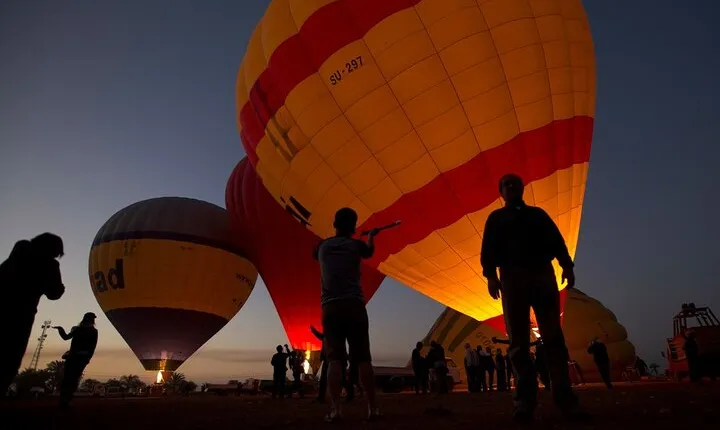 Private Luxor Tour: Balloon Ride and East and West Banks