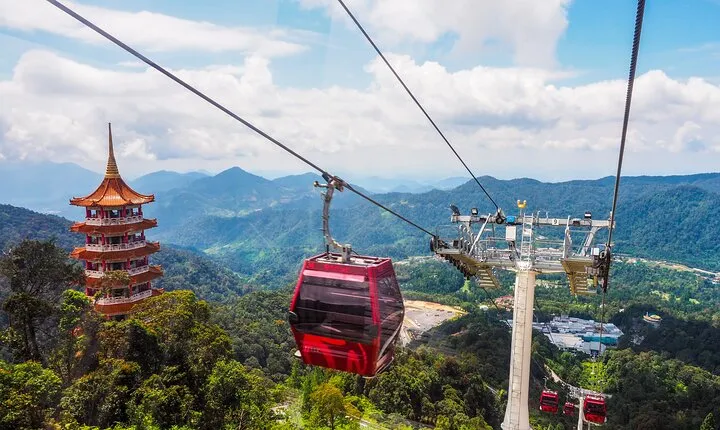 Private Genting Highlands & Batu Caves Trip with Cable Car Ticket