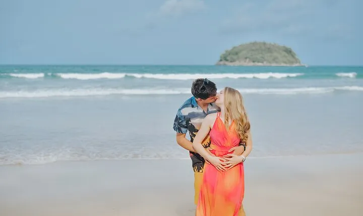 Honeymoon Romantic Trip with Private Photographer in Phuket