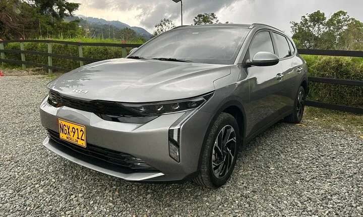 Medellin Private Transfer from City to Airport (MDE)
