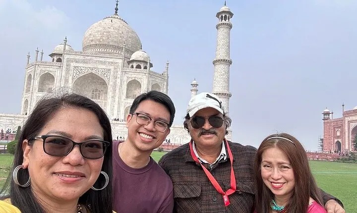 5-Day Private Luxury Golden Triangle Tour to Agra and Jaipur 
