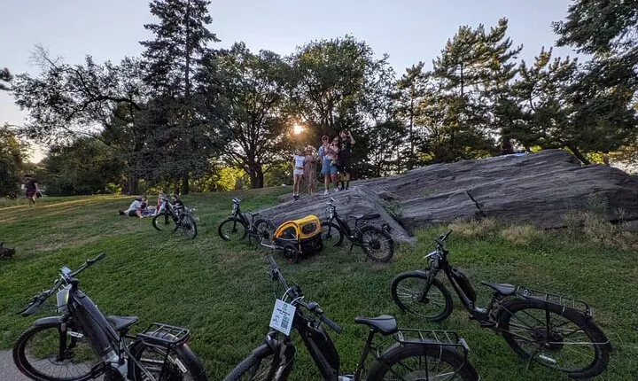Central Park 2 hours E-Bike Rentals Explore NYC on Two Wheels