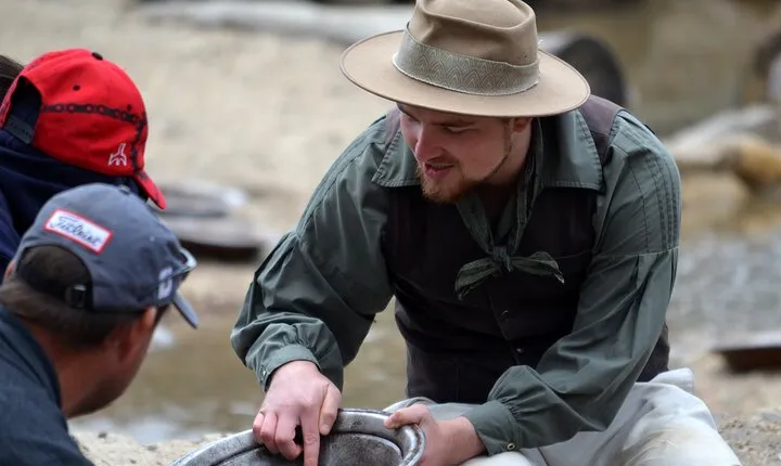 Gold Rush - Guided Hiking & Gold Panning Tour