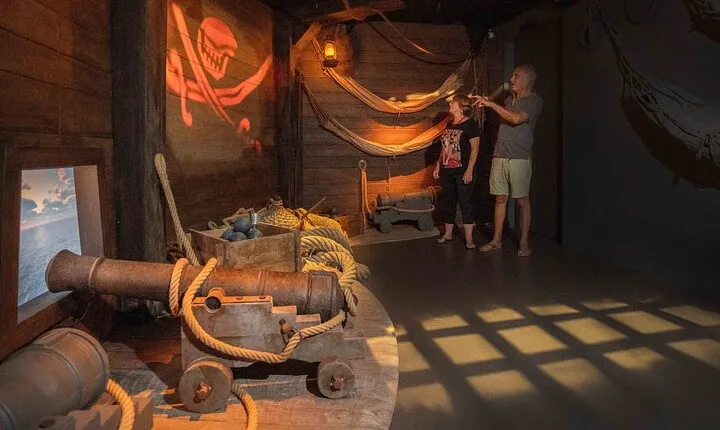 Sint Maarten Pirate Experience at the Rusty Parrot