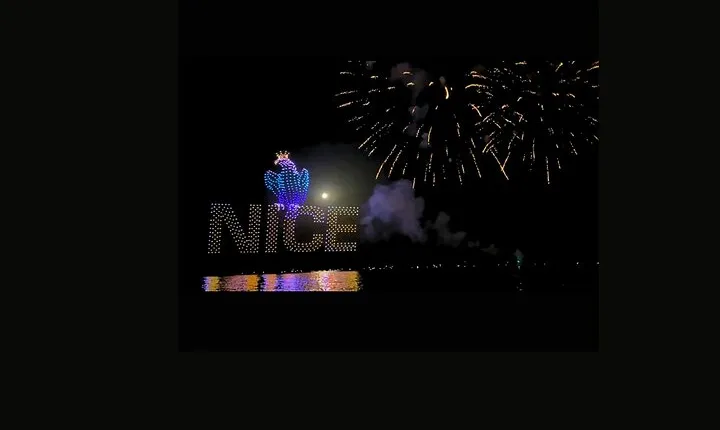 Old Nice: 800 years of a carnival DE l'Histoire