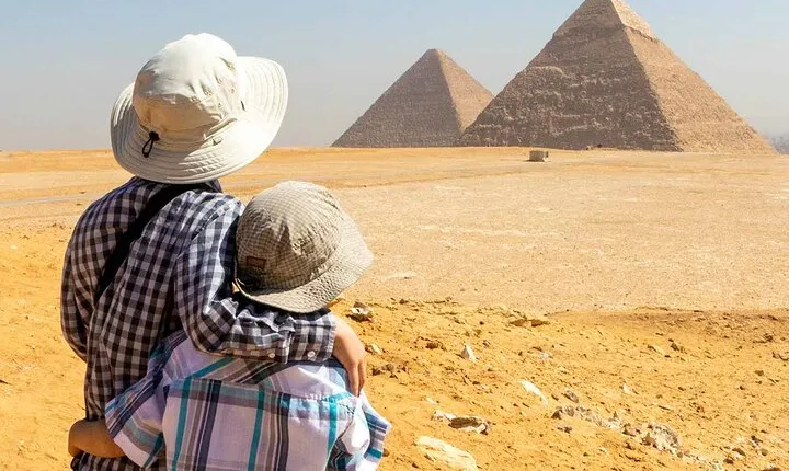 Cairo Tour From Hurghada Pyramids, sphinx,Egyptian Museum By Bus