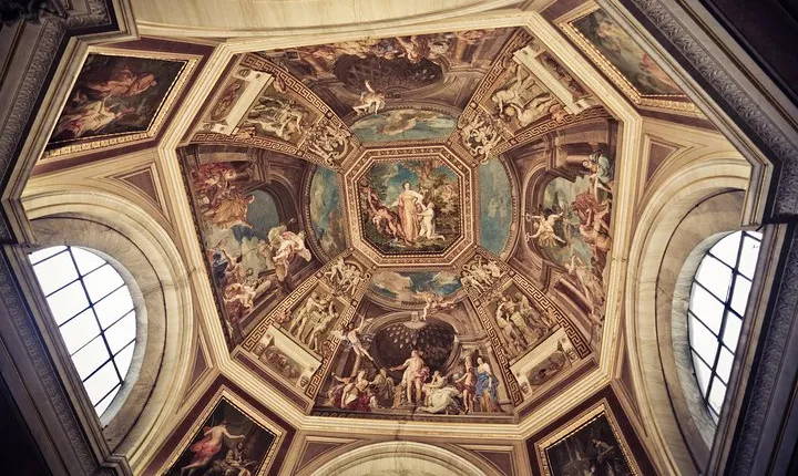 Small-Group Tour: Vatican Museums, Sistine Chapel & Pickup
