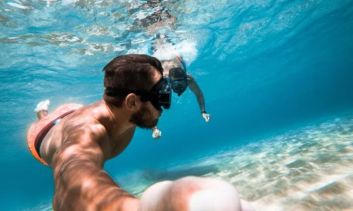 Private Cruise with swimming in Athenian Riviera