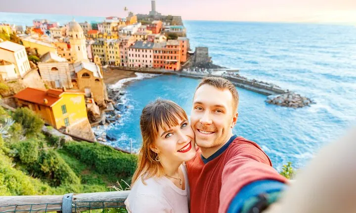 Private Full Day Florence to Cinque Terre Tour by Ferry or Train 