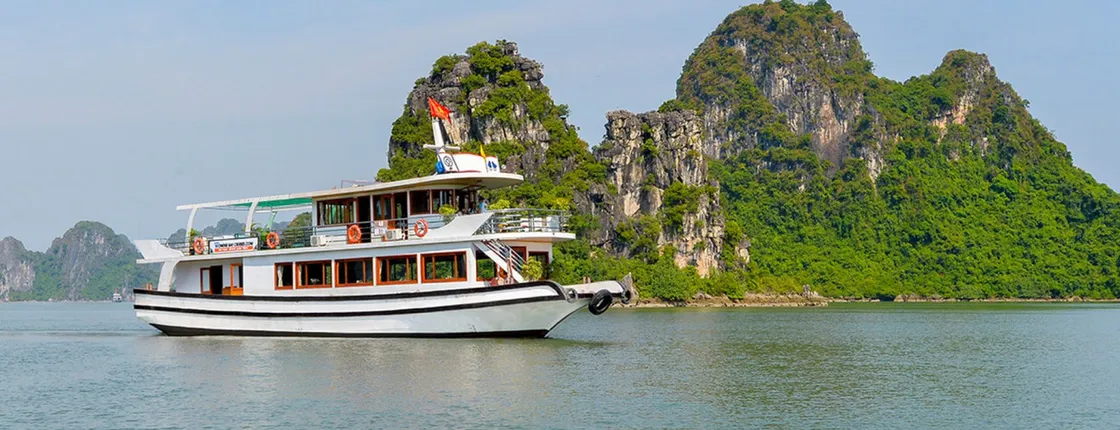 Luxury One Day Tour to Halong Bay From Hanoi On Limousine & NEWEST Highway
