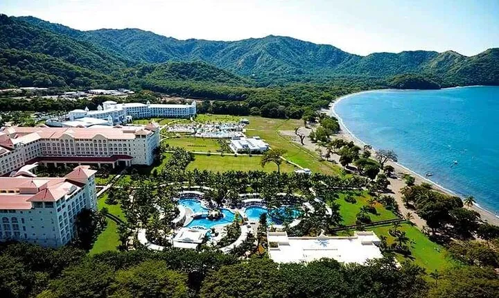 Private Transport San Jose to RIU Hotels All Inclusive