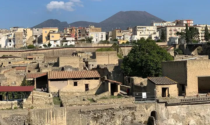 Private Herculaneum Guided Tour with an Archeologist