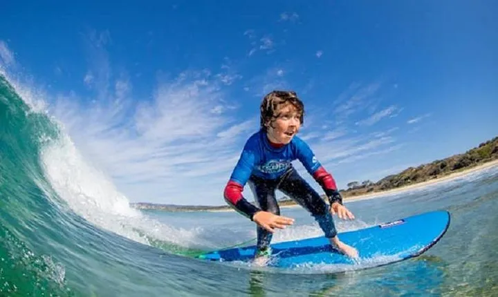 Learn to Surf at Middleton Beach