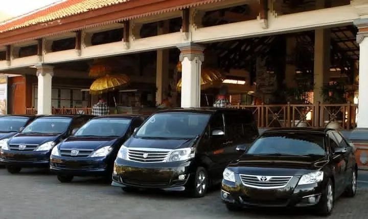 Departure Private Transfer: Jakarta City to Jakarta Airport CGK
