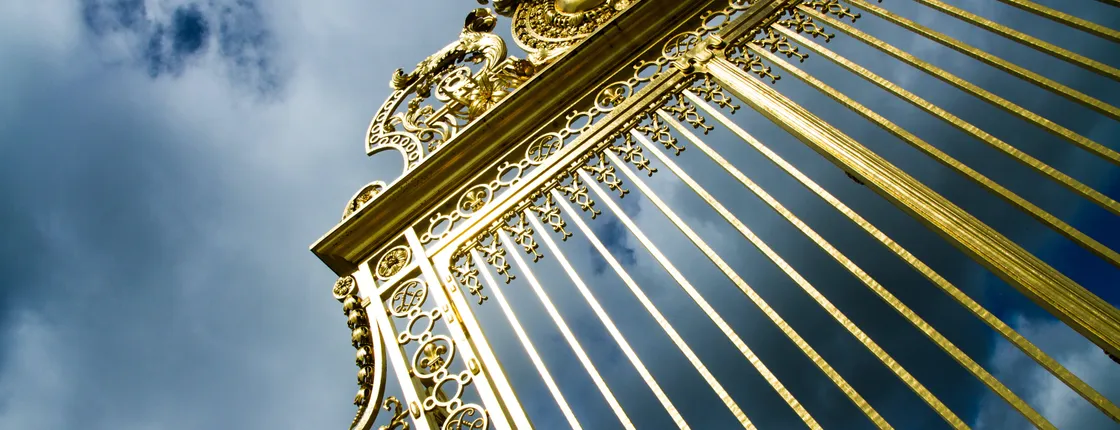 Murders and mysteries tour at the Court of Versailles