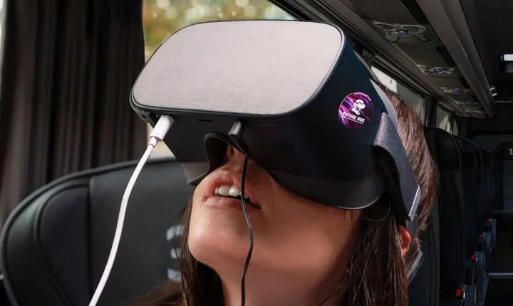 Virtual Reality Bus Experience Vienna: Tour of the future that discovers past