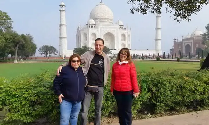 Agra Full Day Tour from Delhi - All Inclusive