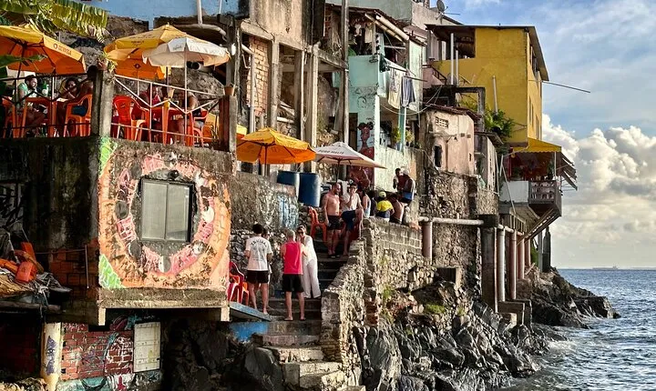 Afro-Brazilian Roots city Tour in Salvador with lunch at Favela