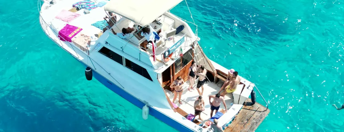 Yacht Tour of Favignana and Levanzo from Trapani