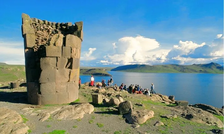 Half Day Excursion to Chullpas de Sillustani from Puno