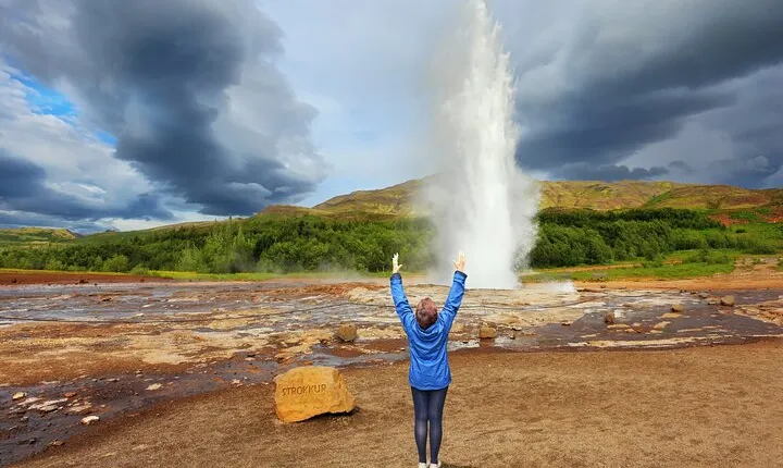 Golden Circle Express Tour with Optional Blue Lagoon Admission