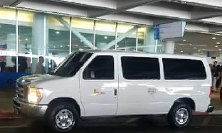 Private Transfer from Ilulissat city hotels to Ilulissat Port