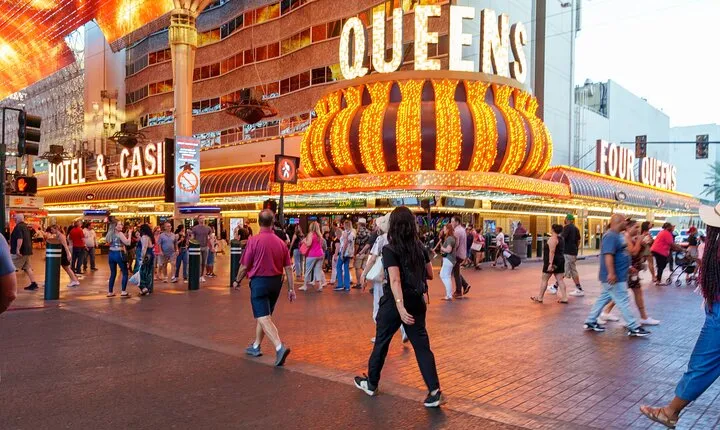 Las Vegas: Fremont Street Secrets & Red Light History Walk