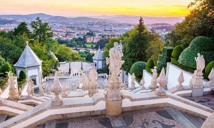 Best of Braga and Guimaraes Day Trip from Porto