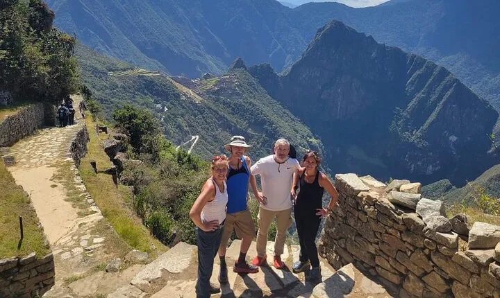 Short Inca Trail to Machu Picchu 2 Days and 1 Night 