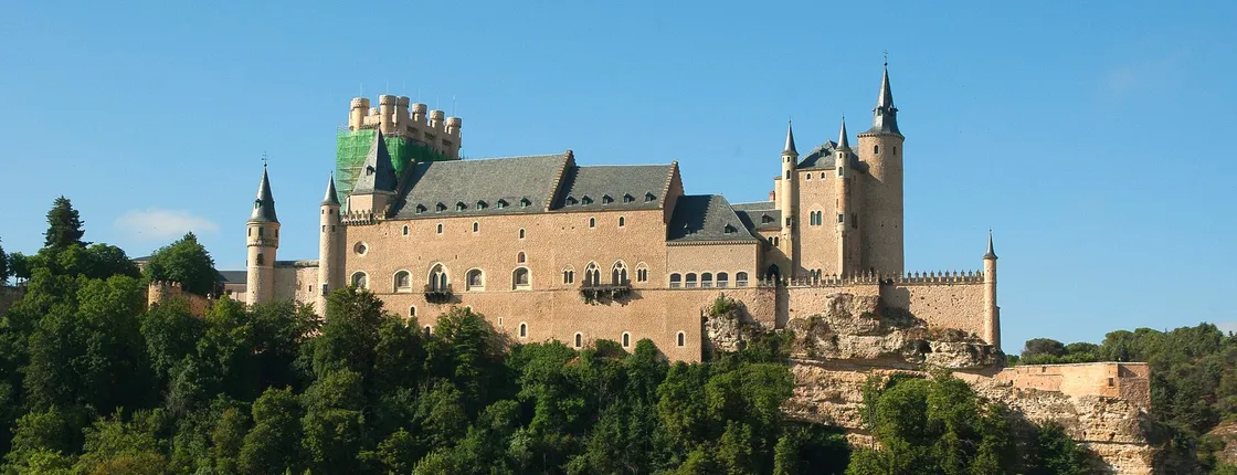 Segovia and Toledo tour from Madrid with skip-the-line tickets to the cathedral and the Alcázar