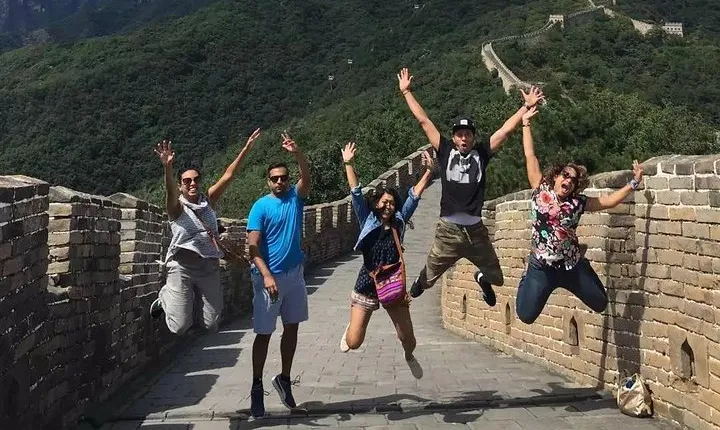 Layover tour roundtrip from Beijing airport to the Great Wall of Mutianyu