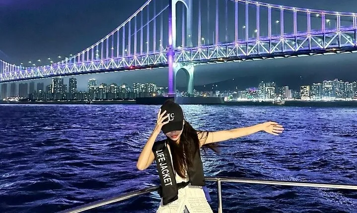 Busan Night Tour - City Lights & Food (Up to 7 Guests)