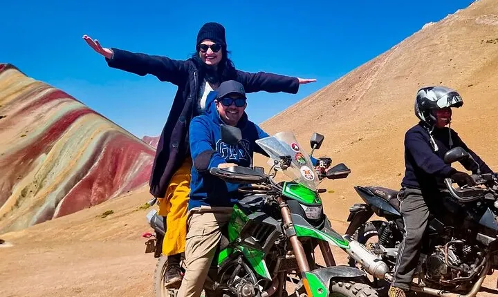 Rainbow Mountain Vinicunca Peru, Easy tour with Motorcycle Option
