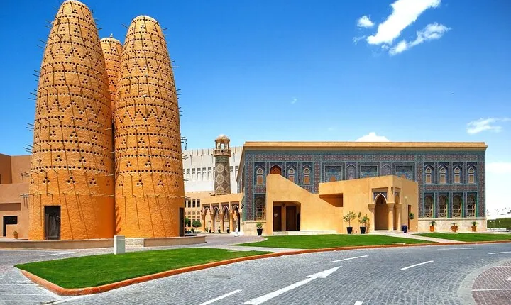 Doha City Tour: Souq Waqif, Katara, The Pearl, and Corniche