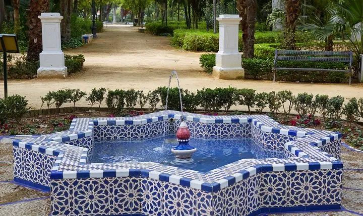 Seville Former Jewish Quarter Walking Tour: Santa Cruz