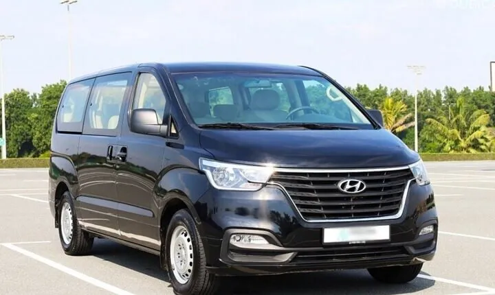 Arrival Private Transfer Quito Airport UIO to Quito by Minivan