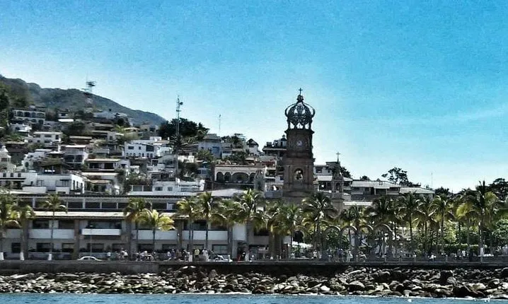 South Shore Private Sightseeing Cruise in Puerto Vallarta