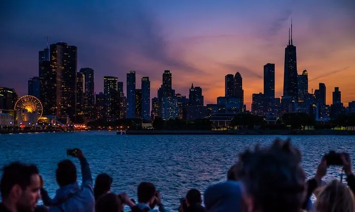 Chicago By Night River & Lake Cruise