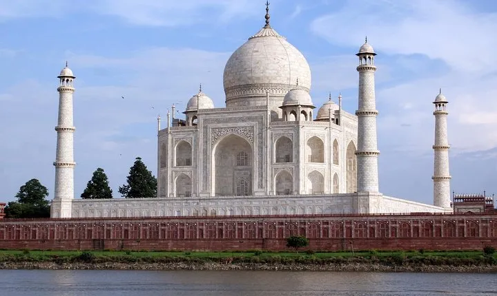 Private Taj Mahal Tour from Delhi by Car