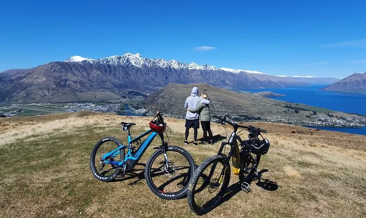 Guided eBike Tour 'Ride to the Sky'