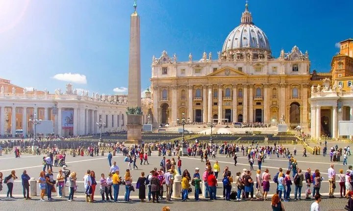 Unlock the Vatican: Guided Tour of Museums & Sistine Chapel