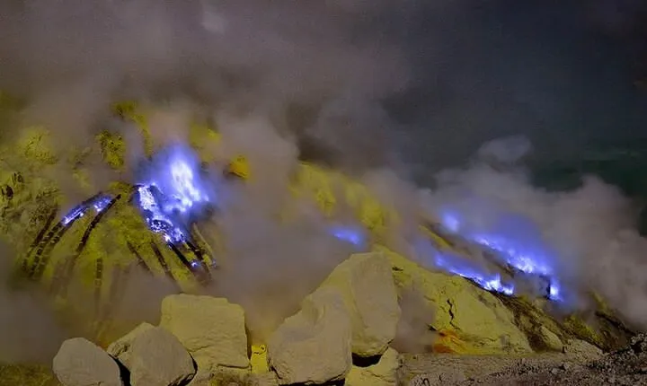 Ijen Blue Fire Trekking
