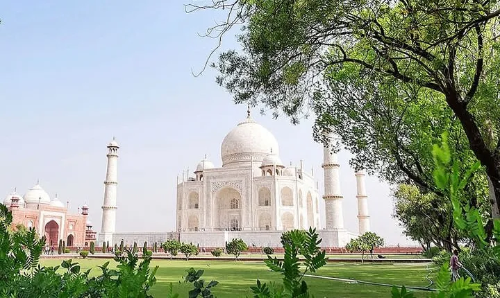 Private Taj Mahal & Agra Full-Day Tour from Delhi - Inclusive Of All