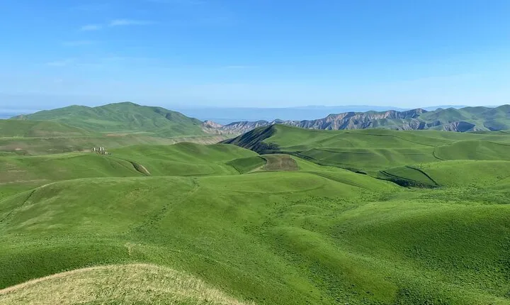 The ultimate 5 day voyage around Issyk Kul lake, all year round